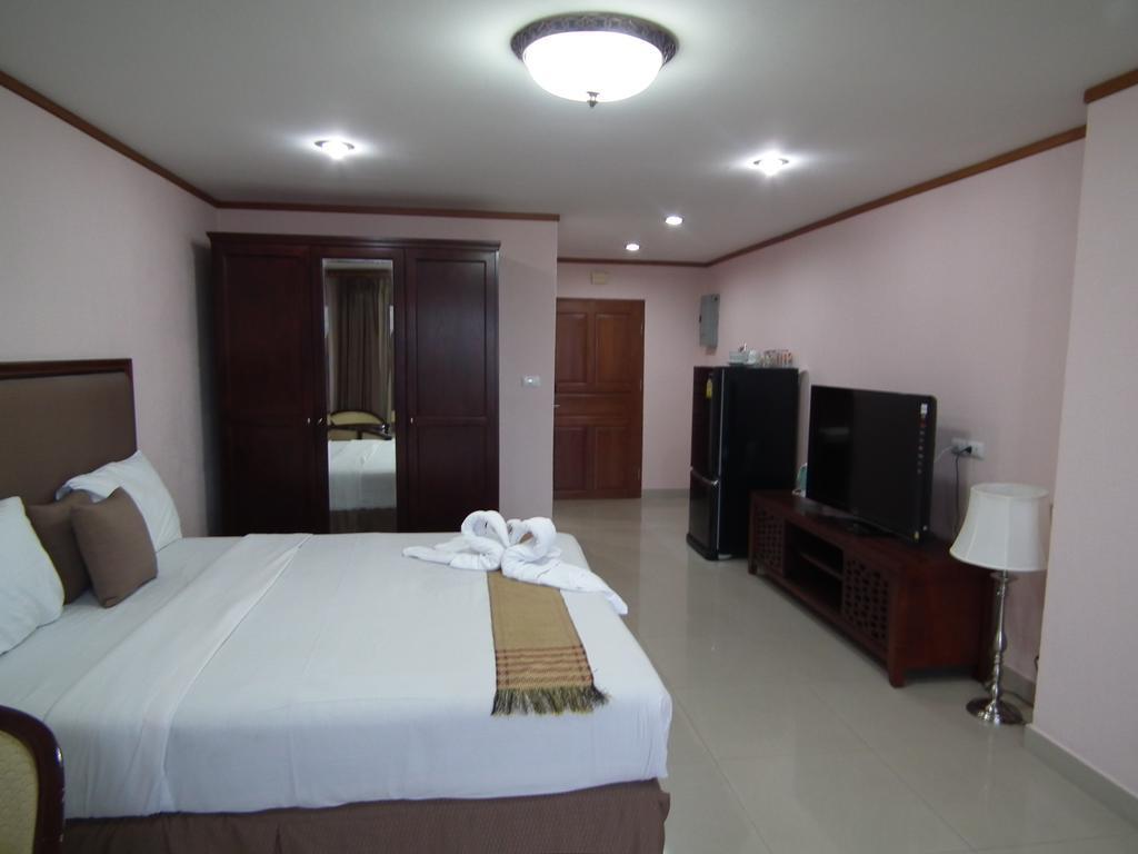 Abricole At Pattaya Hill Leilighet Eksteriør bilde