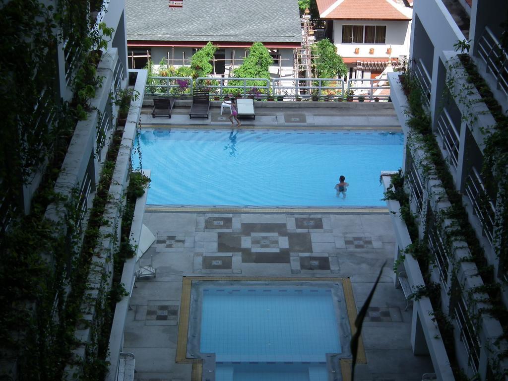 Abricole At Pattaya Hill Leilighet Eksteriør bilde