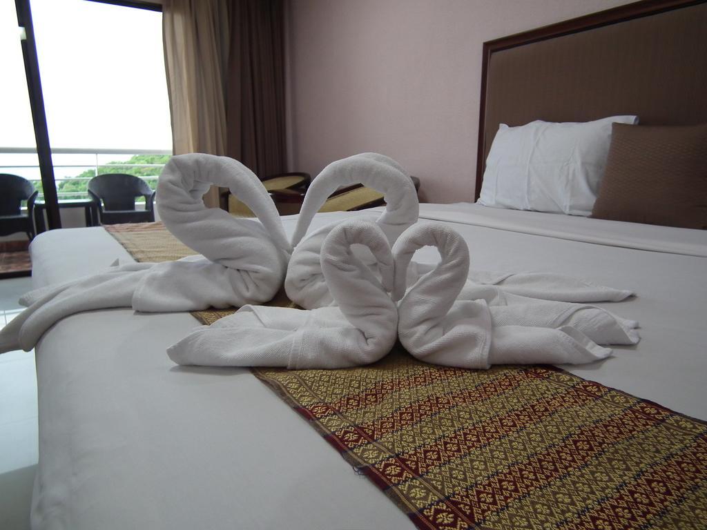 Abricole At Pattaya Hill Leilighet Eksteriør bilde