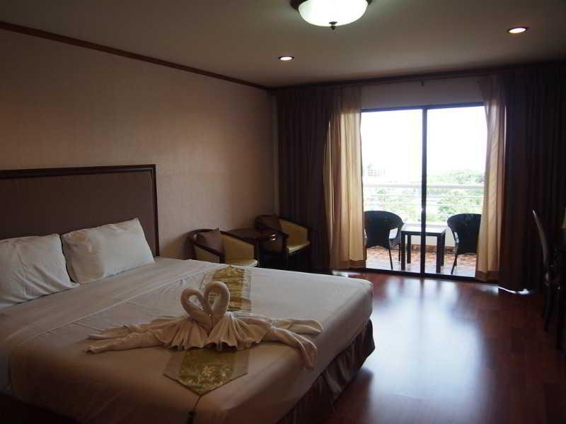 Abricole At Pattaya Hill Leilighet Eksteriør bilde