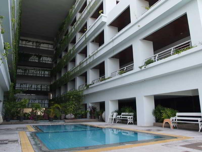 Abricole At Pattaya Hill Leilighet Eksteriør bilde