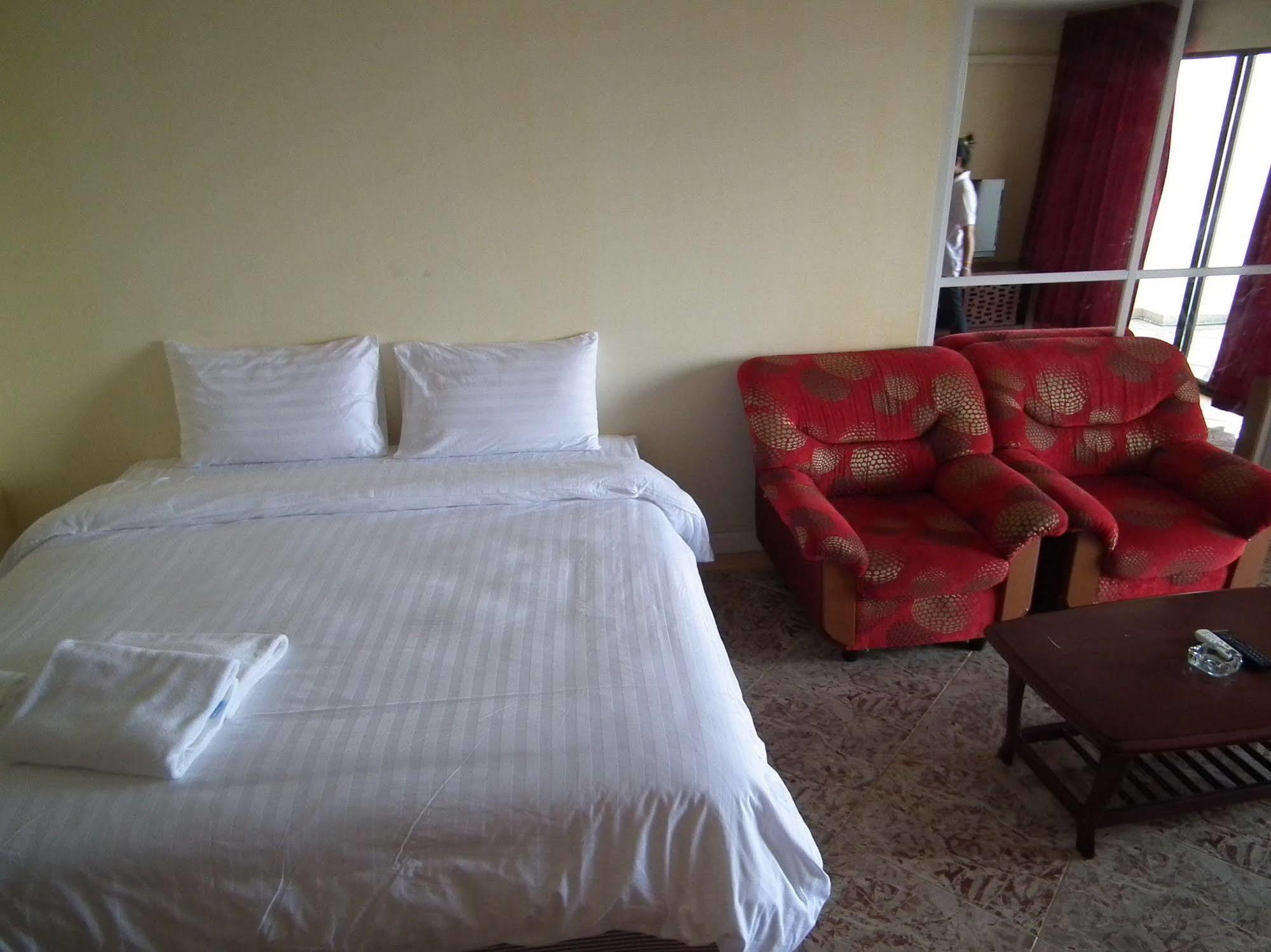 Abricole At Pattaya Hill Leilighet Eksteriør bilde