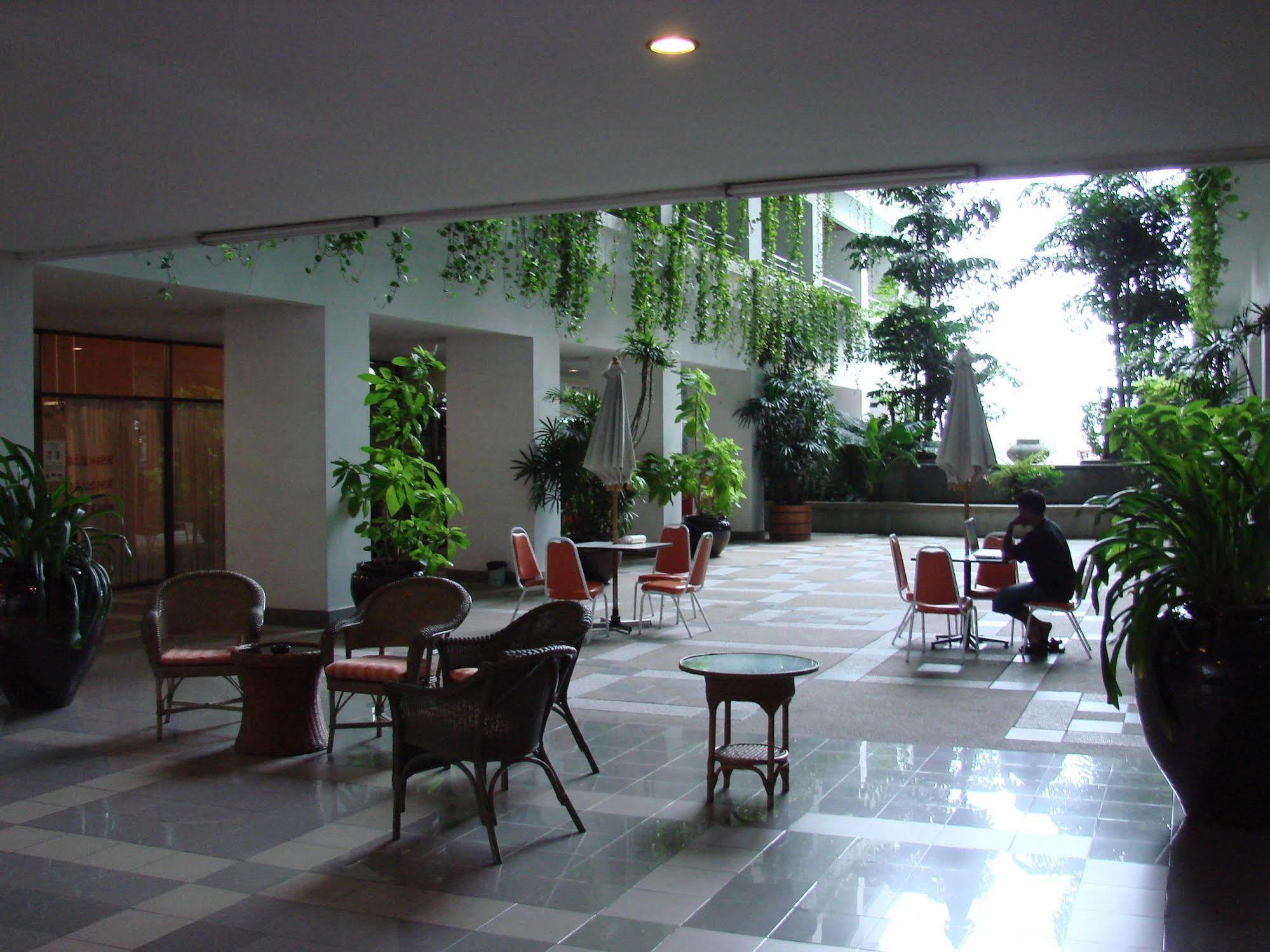 Abricole At Pattaya Hill Leilighet Eksteriør bilde